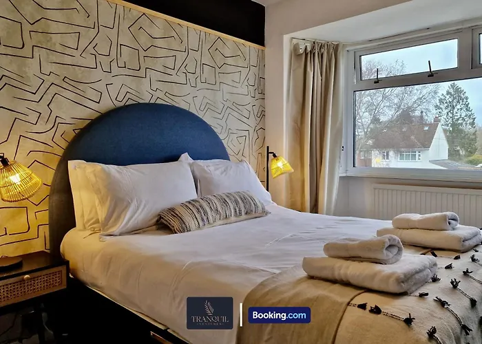 Large 4 Bdr Home By Tranquil Ventures Short Lets & Serviced Accommodation Headington With Free Parking